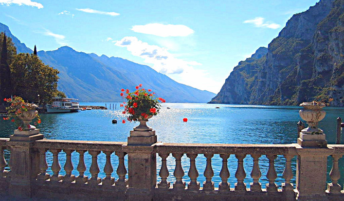 Italy-Lake-Garda-Riva-del-Garda-WikiMedia